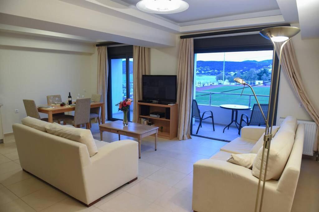 Dr Vasi Holidays House อายิโอสนิโกลาโอส ภายนอก รูปภาพ
