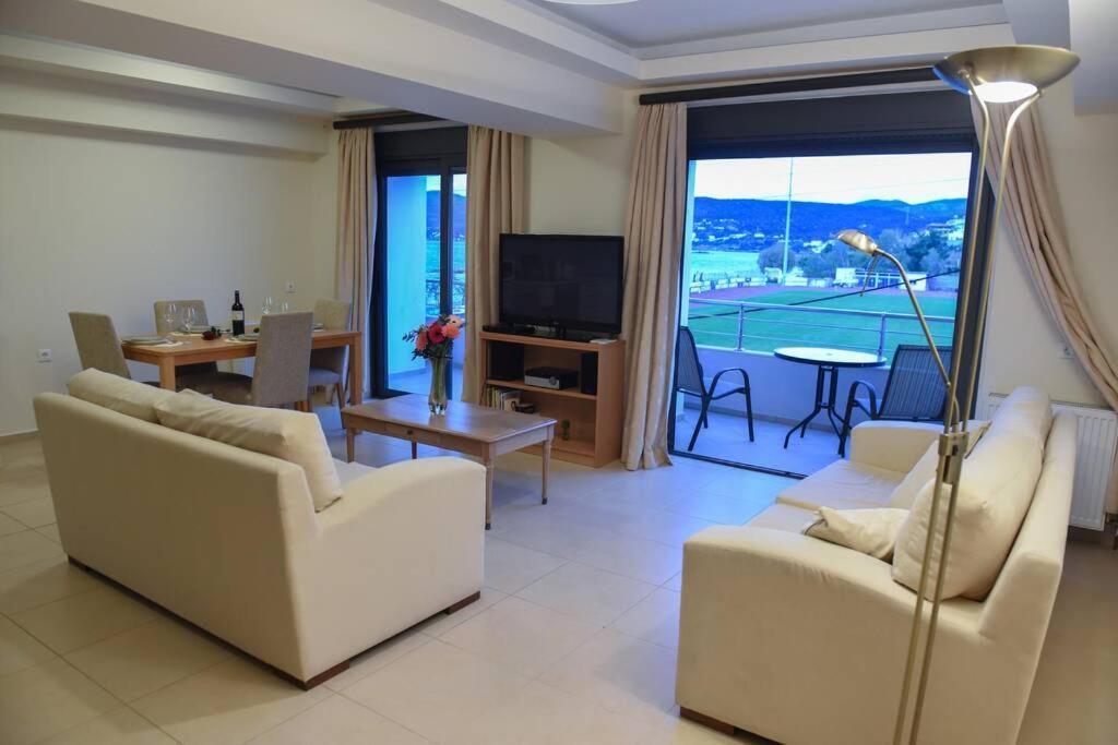 Dr Vasi Holidays House อายิโอสนิโกลาโอส ภายนอก รูปภาพ